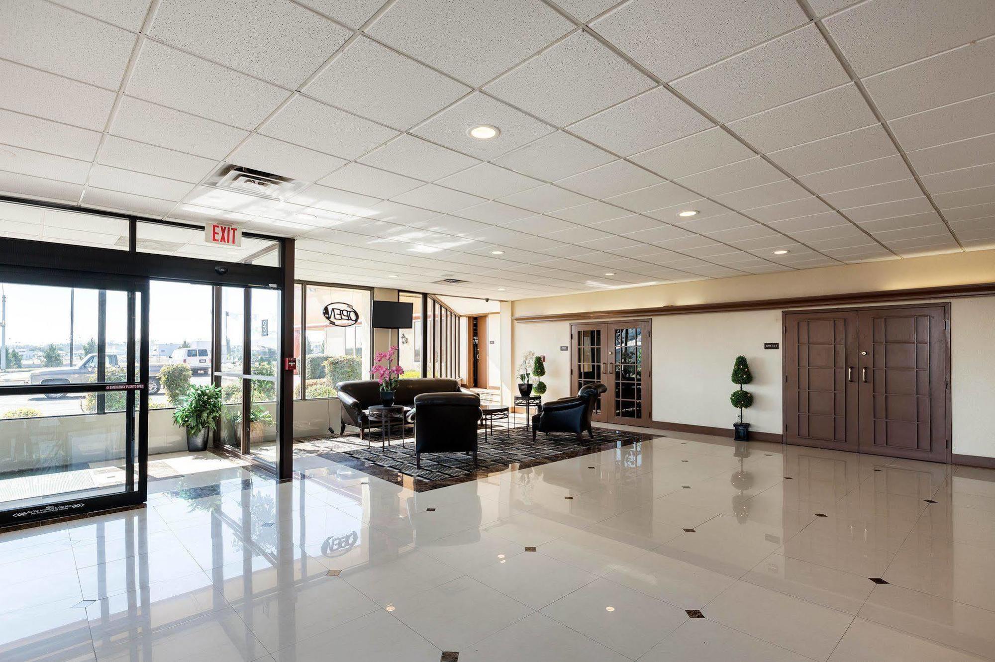 Rodeway Inn Duncanville Ngoại thất bức ảnh